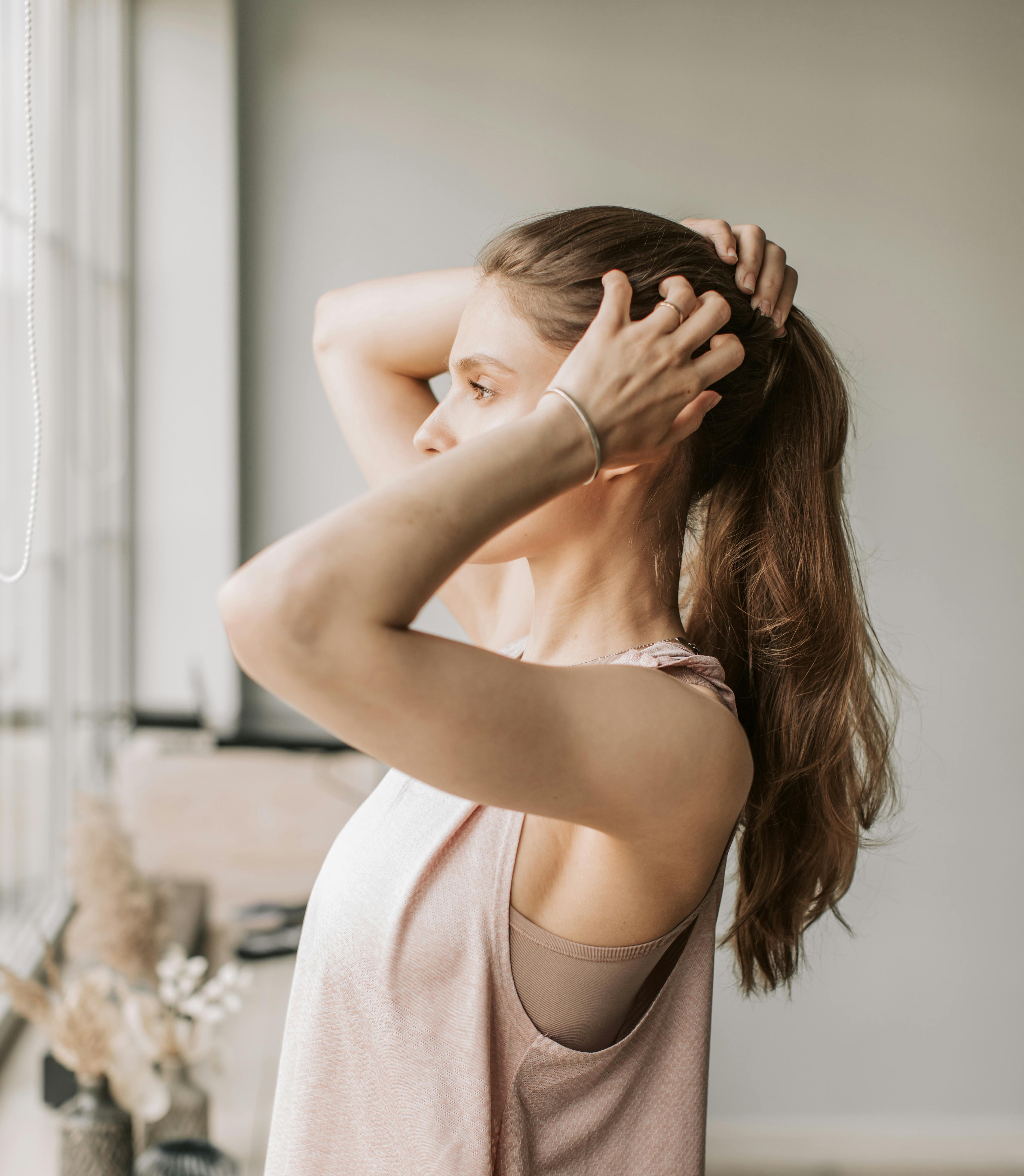Mengatasi Sakit Kepala Akibat Mengikat Rambut: Penyebab dan Solusinya